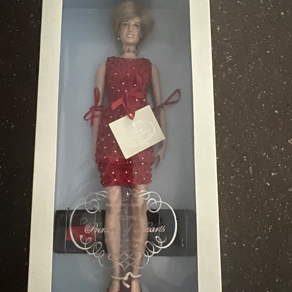 Franklin Mint Rare Princess Diana Christmas Limited Edition Doll in Original Box